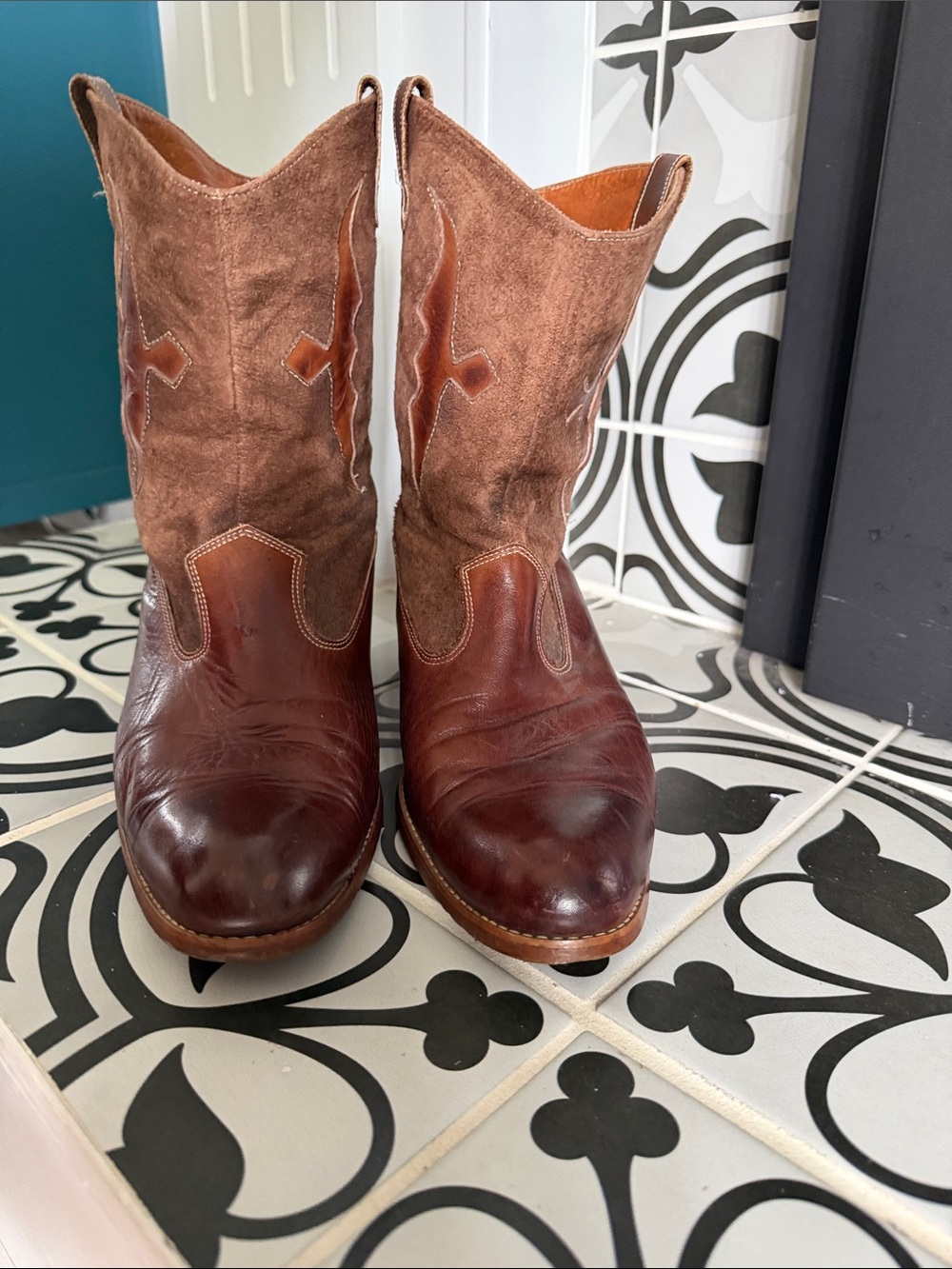Brown Leather & Suede Western Ankle Boots MADE IN CANADA - Picture 2 of 7